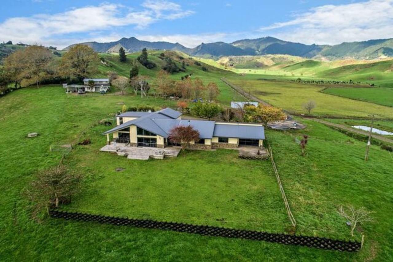 Waiotahe Dairy Farm Hideout Villa Waiotahi Buitenkant foto